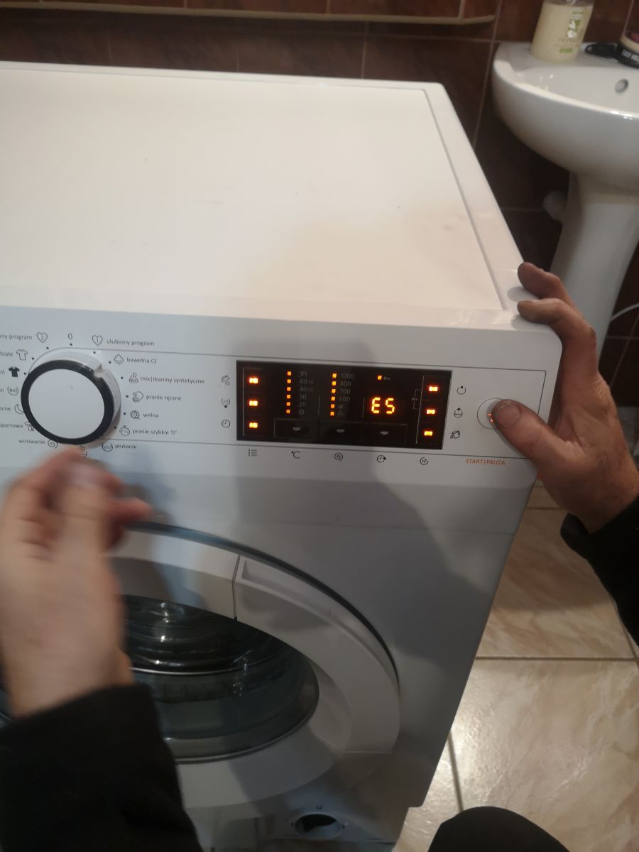 Pralka Gorenje kod błędu E5
